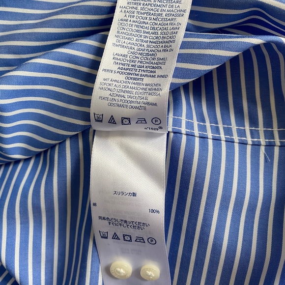 CHAPS no iron button down shirt, petite medium, slimming fit, striped (NWT) - Picture 9 of 15